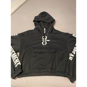 Half zip Alo hoodie